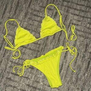 It’s Now Cool The Frill Tri Eco Bikini Top